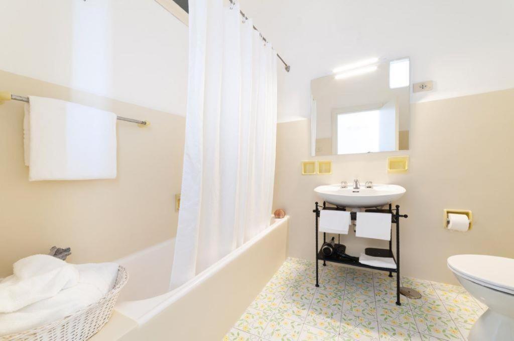 Hotel Casa Rosa Sea & Spa Sant'Angelo  外观 照片