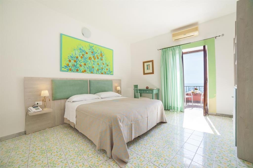 Hotel Casa Rosa Sea & Spa Sant'Angelo  外观 照片