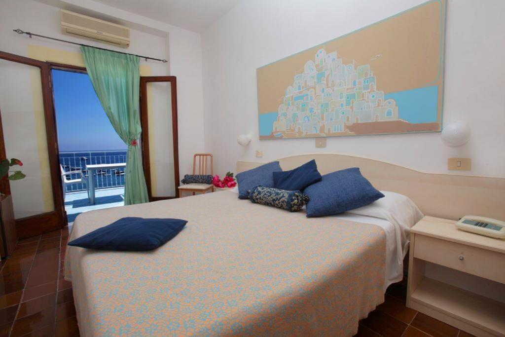 Hotel Casa Rosa Sea & Spa Sant'Angelo  外观 照片