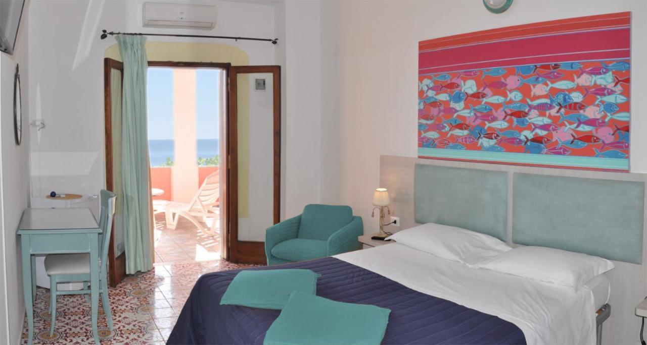 Hotel Casa Rosa Sea & Spa Sant'Angelo  外观 照片